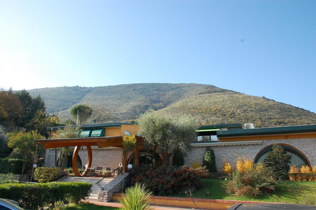 Hotel Dal Patricano Frosinone Exteriér fotografie